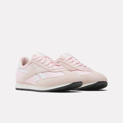 World 70 Women's Shoes