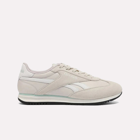 World 70 Women's Shoes