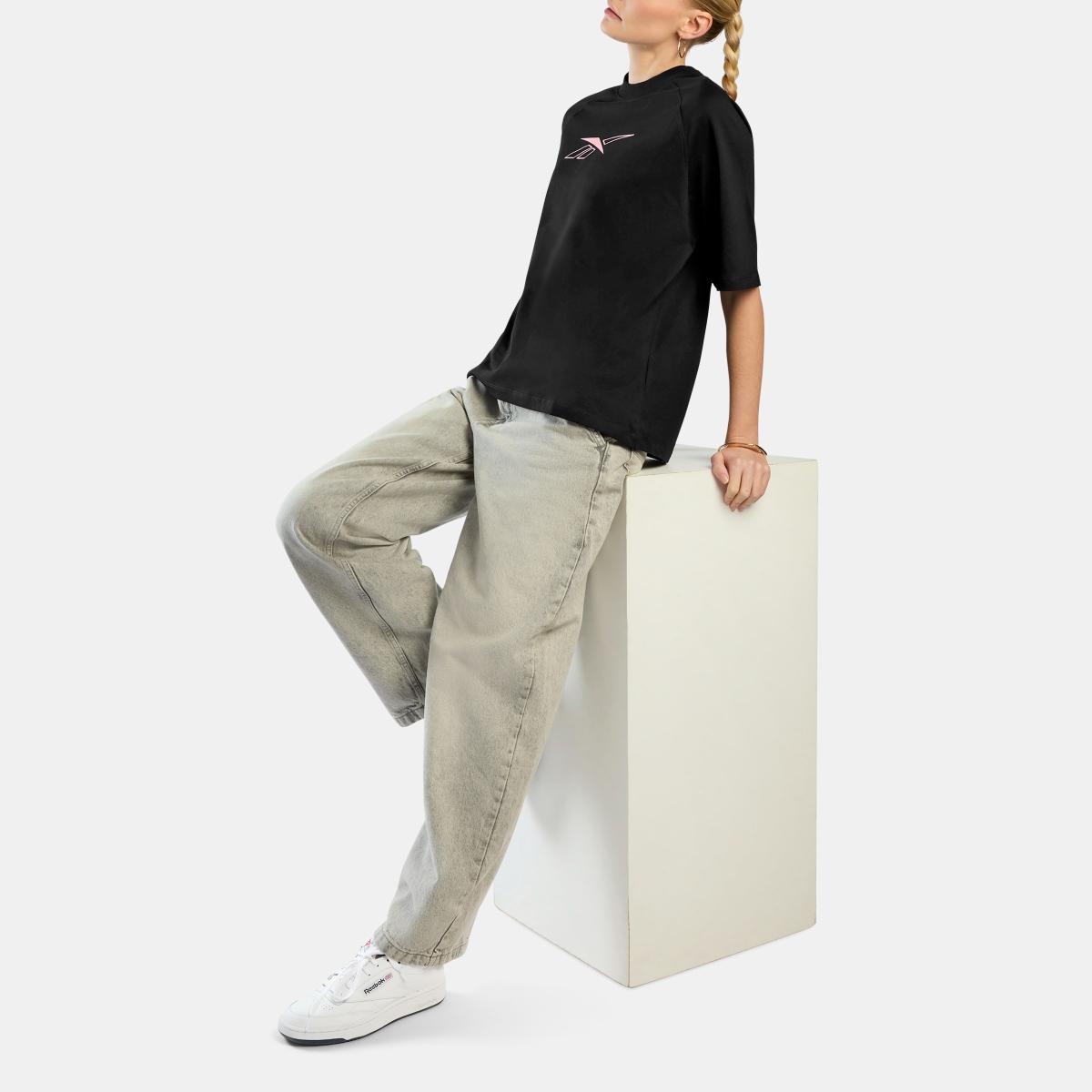 ID Large Logo Women's T-Shirt